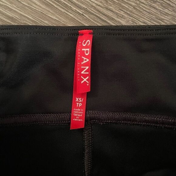 Spanx faux leather leggings - Picture 4 of 5